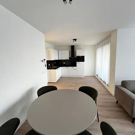 公寓 Near De Efteling And Beeksebergen, New Goirle